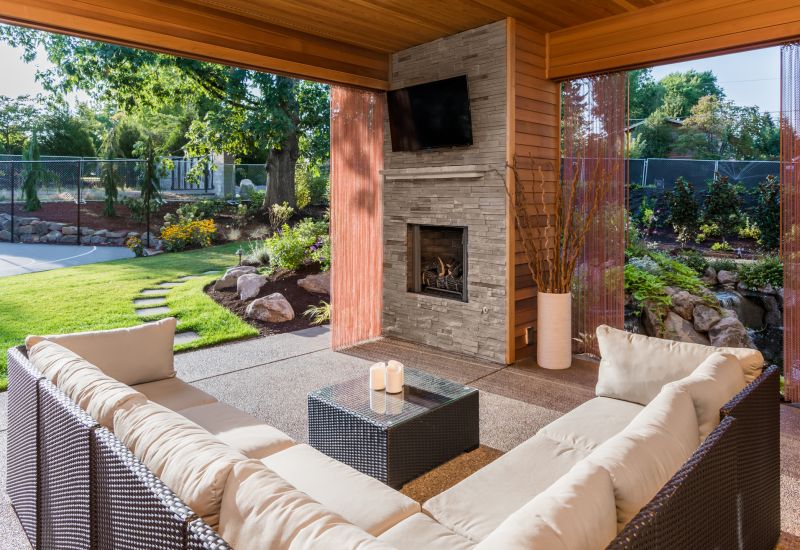 Outdoor Tv Mounting in Overland Park, KS